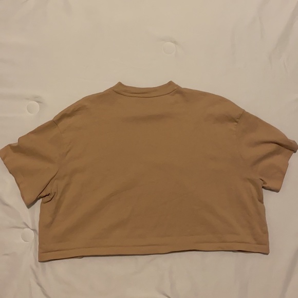 Cropped Nike Tee - Picture 3 of 3